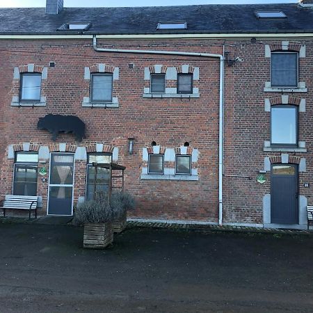 Les Gites "Le Petit Val" Durbuy Exteriör bild