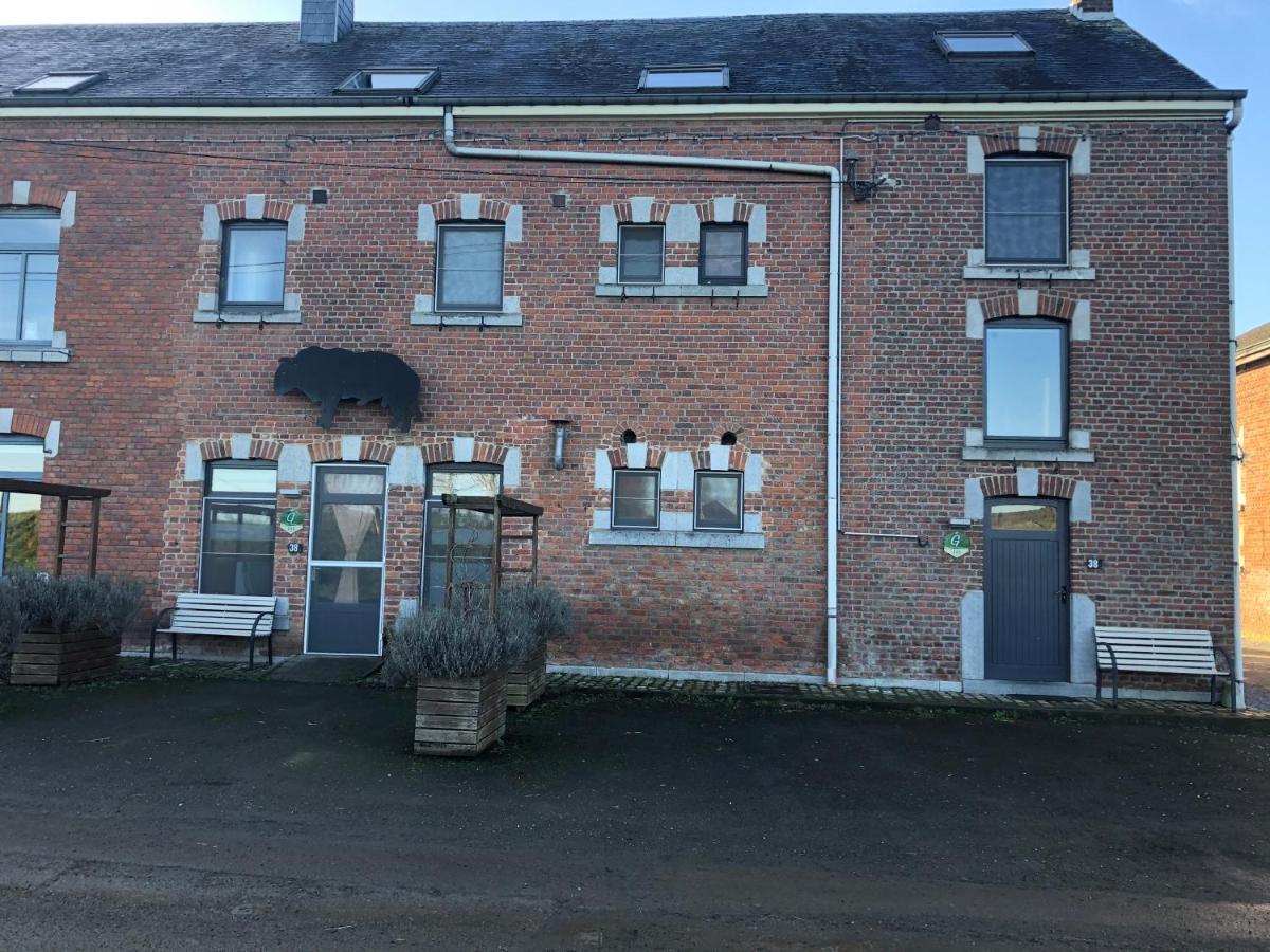 Les Gites "Le Petit Val" Durbuy Exteriör bild